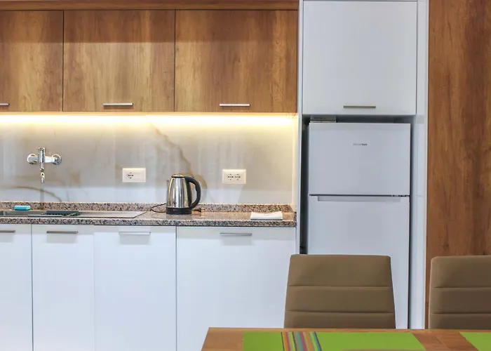 Cinco 1398 Apartmán Durrës