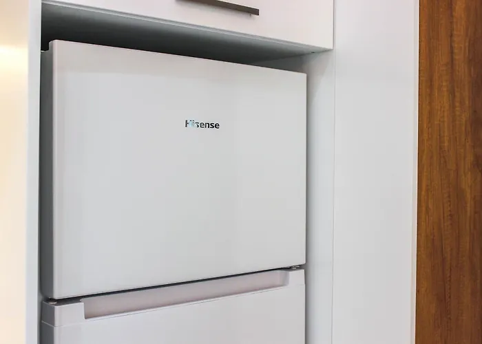 Cinco 1398 * Durrës